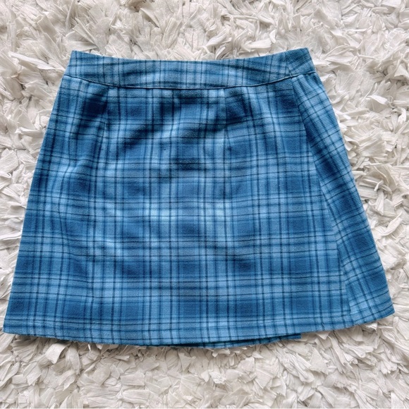 Brandy Melville John Galt emerson Blue Plaid High Waisted Wrap mini skirt - Picture 2 of 10